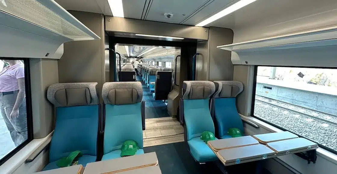 INTERIOR DEL TREN MAYA XIINBAL